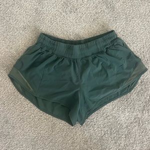 lululemon Hotty Hot Low-Rise 2.5